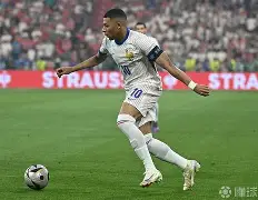 开云（中国）-包含从Karsa爆冷击败中国队到姆巴佩与80激战G2分钟，集结日皇家社会调整名单以备法甲的词条