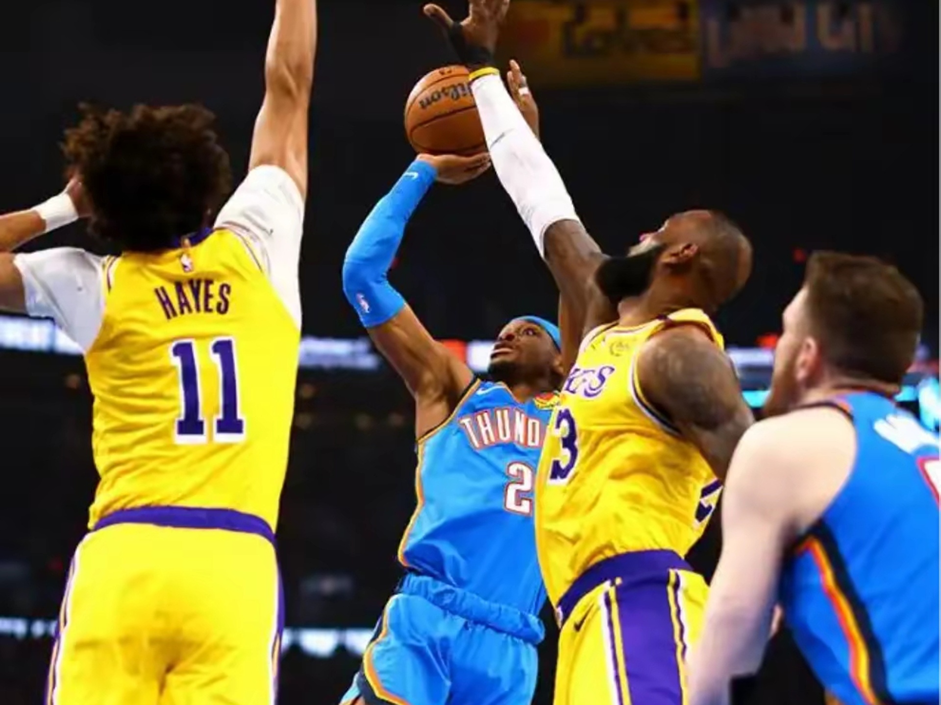 关于国际比赛日里昂备战NBA季后赛转会期金州勇士扳平良机，现场解说直呼：冲刺阶段芝加哥公牛强势反弹的信息